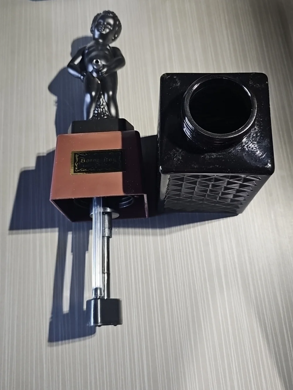 Liquor Dispenser, Novelty Drink Dispenser for Whiskey,‎ Bourbon, Bonny Boy OPEN